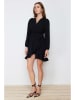 trendyol Kleid in Schwarz