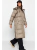 trendyol Wintermantel in Taupe