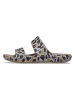 Crocs Klapki "Classic Animal" w kolorze khaki ze wzorem