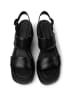 Camper Skórzane sandały w kolorze czarnym na koturnie