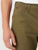 Wrangler Hose in Oliv