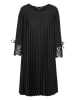 Herrlicher Plisseekleid in Schwarz