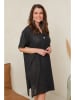 Curvy Lady Kleid in Schwarz