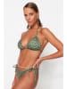 trendyol Bikini in Grün/ Weiß