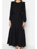 trendyol Kleid in Schwarz