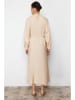 trendyol Kleid in Beige