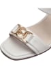 Tamaris Skórzane sandały w kolorze białym