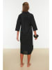 trendyol Kleid in Schwarz