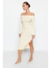trendyol Kleid in Sand