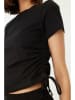 trendyol Shirt in Schwarz