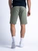 Petrol Industries Cargo Shorts in Hellgrün