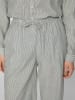 Vila Hose in Khaki