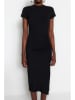 trendyol Kleid in Schwarz