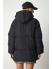 Happiness Istanbul Winterjacke in Schwarz