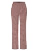 Toni Hose in Rot