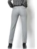 Toni Hose in Grau