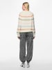Pieces Sweter w kolorze kremowym