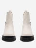 DeeZee Boots in Creme
