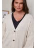 Curvy Lady Cardigan in Creme