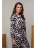 Curvy Lady Koszula w kolorze beżowo-granatowym