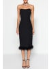 trendyol Kleid in Schwarz
