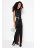 trendyol Kleid in Schwarz