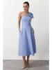 trendyol Kleid in Hellblau