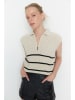 trendyol Pullunder in Beige