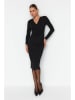 trendyol Kleid in Schwarz