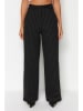 trendyol Marlenehose in Schwarz