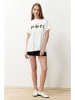 trendyol Shirt in Creme