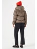 Garcia Steppjacke in Beige/ Schwarz
