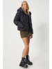 Happiness Istanbul Steppjacke in Schwarz