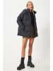 Happiness Istanbul Steppjacke in Schwarz