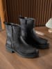 Sixth Sens Boots in Schwarz