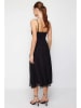 trendyol Kleid in Schwarz