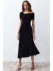 trendyol Kleid in Schwarz