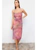 trendyol Kleid in Rosa