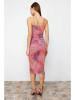 trendyol Kleid in Rosa