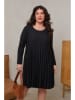 Curvy Lady Kleid in Schwarz