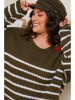 Curvy Lady Pullover in Khaki