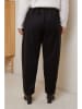 Curvy Lady Chino in Schwarz