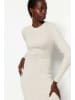trendyol Kleid in Creme