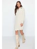 trendyol Kleid in Creme