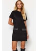 trendyol Kleid in Schwarz