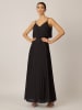 APART Plisseekleid in Schwarz
