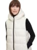 AMBER & JUNE Doorgestikte bodywarmer crème