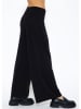 SASSYCLASSY Hose in Schwarz