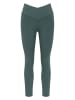 Triumph Legginsy sportowe "Cardio" w kolorze zielonym