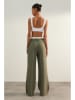 trendyol Marlenehose in Grün